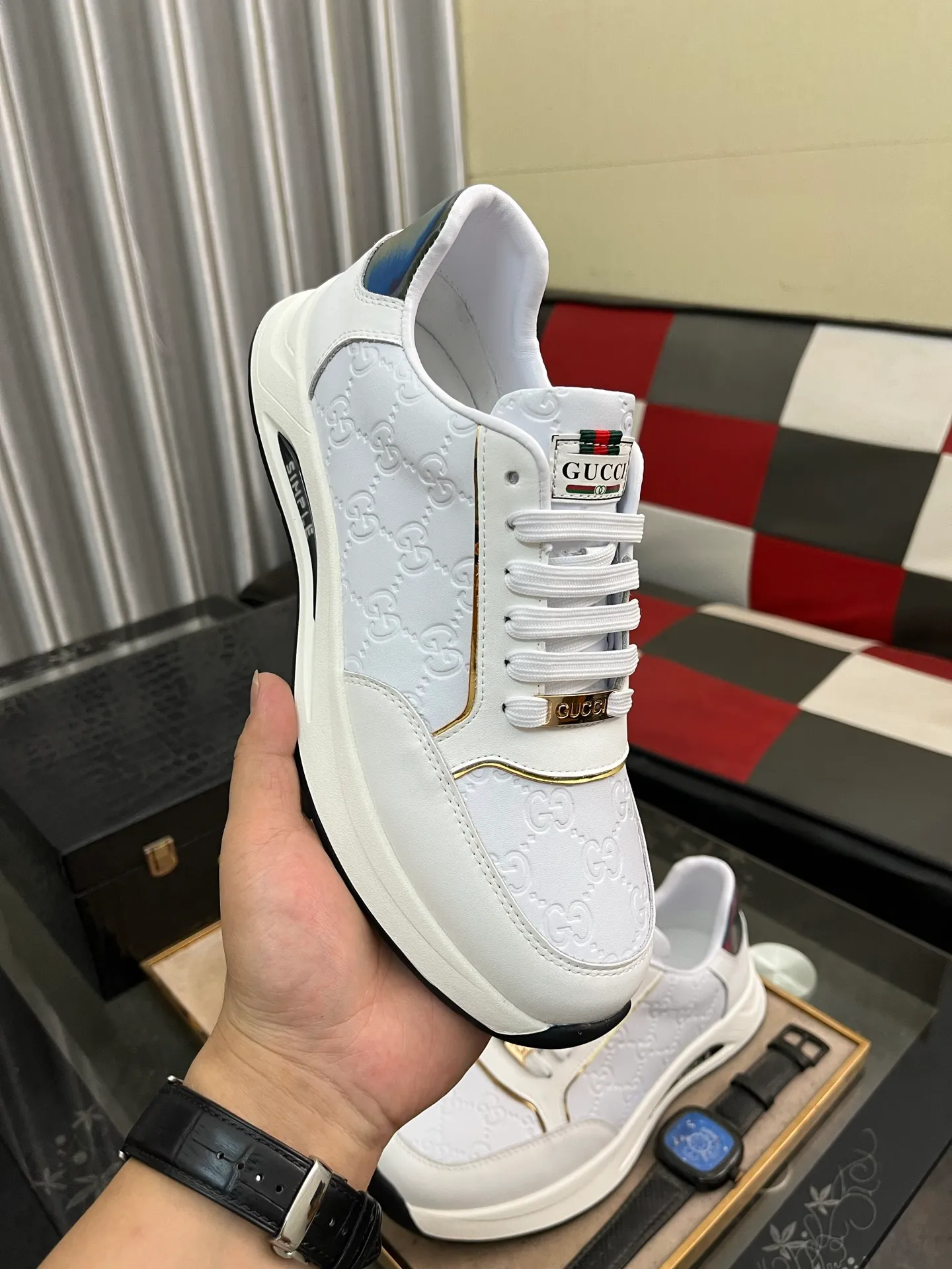 Men's shoes 💰420⌚️⌚️[GUCCI] The latest trendy men's casual shoes, the fabric is made of embossed cowhide imported from Italy, comfortable sheepskin lining + feet, the original outsole is wear-resistant and non-slip, high-level version, exquisite workmanship. Code number: 38-442️⃣Colors available